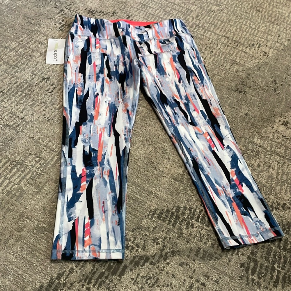 NWTs Ladies Marika workout pants crafted with the latest technology for fit Sz S